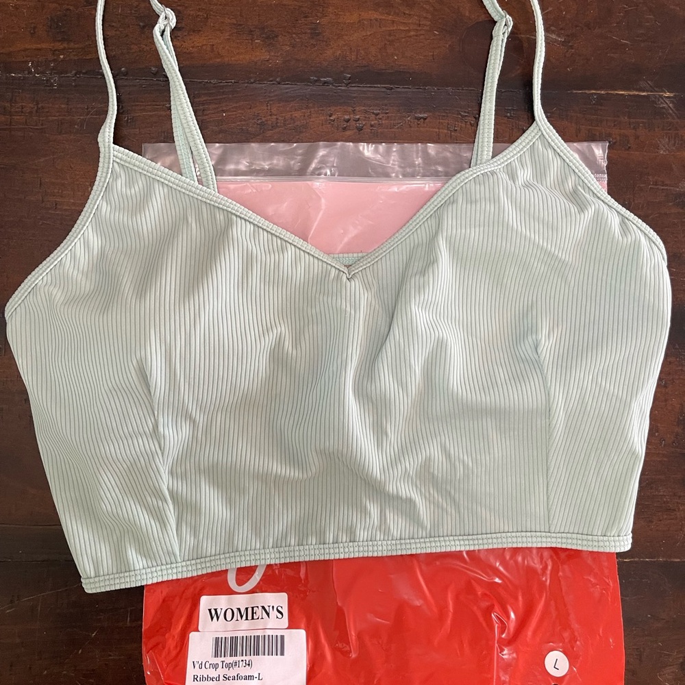 Kortni Jeane Ribbed Seafoam V’d Crop Top